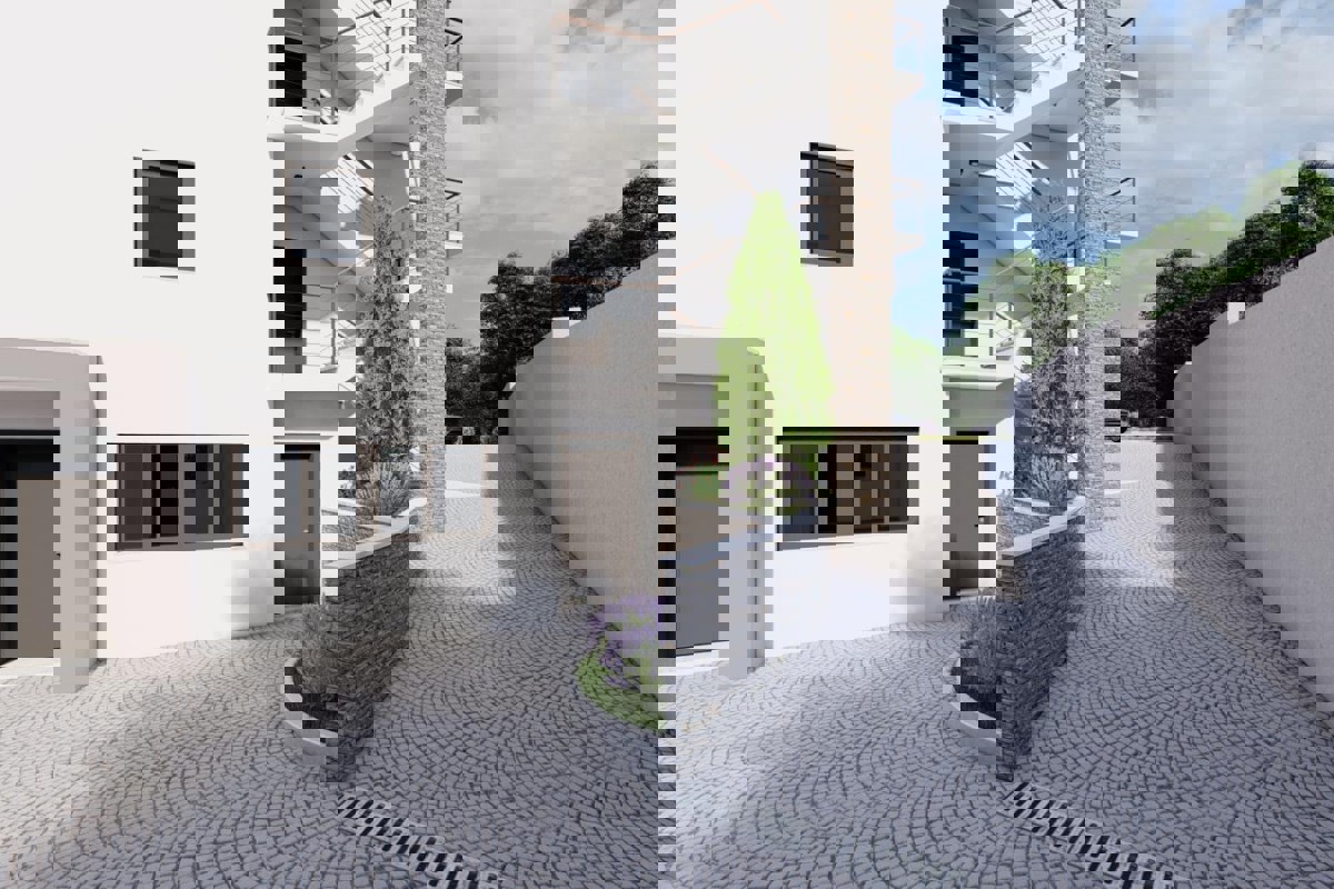SPLIT