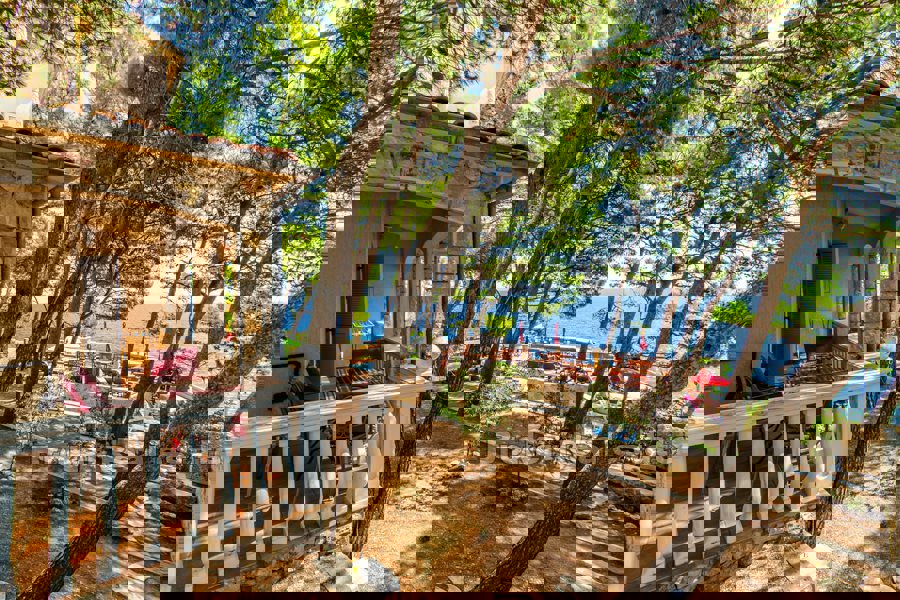HVAR
