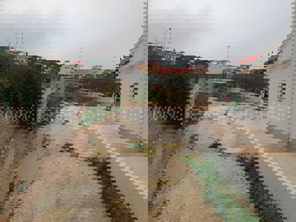 Участок ŠIBENIK, 130.000 €