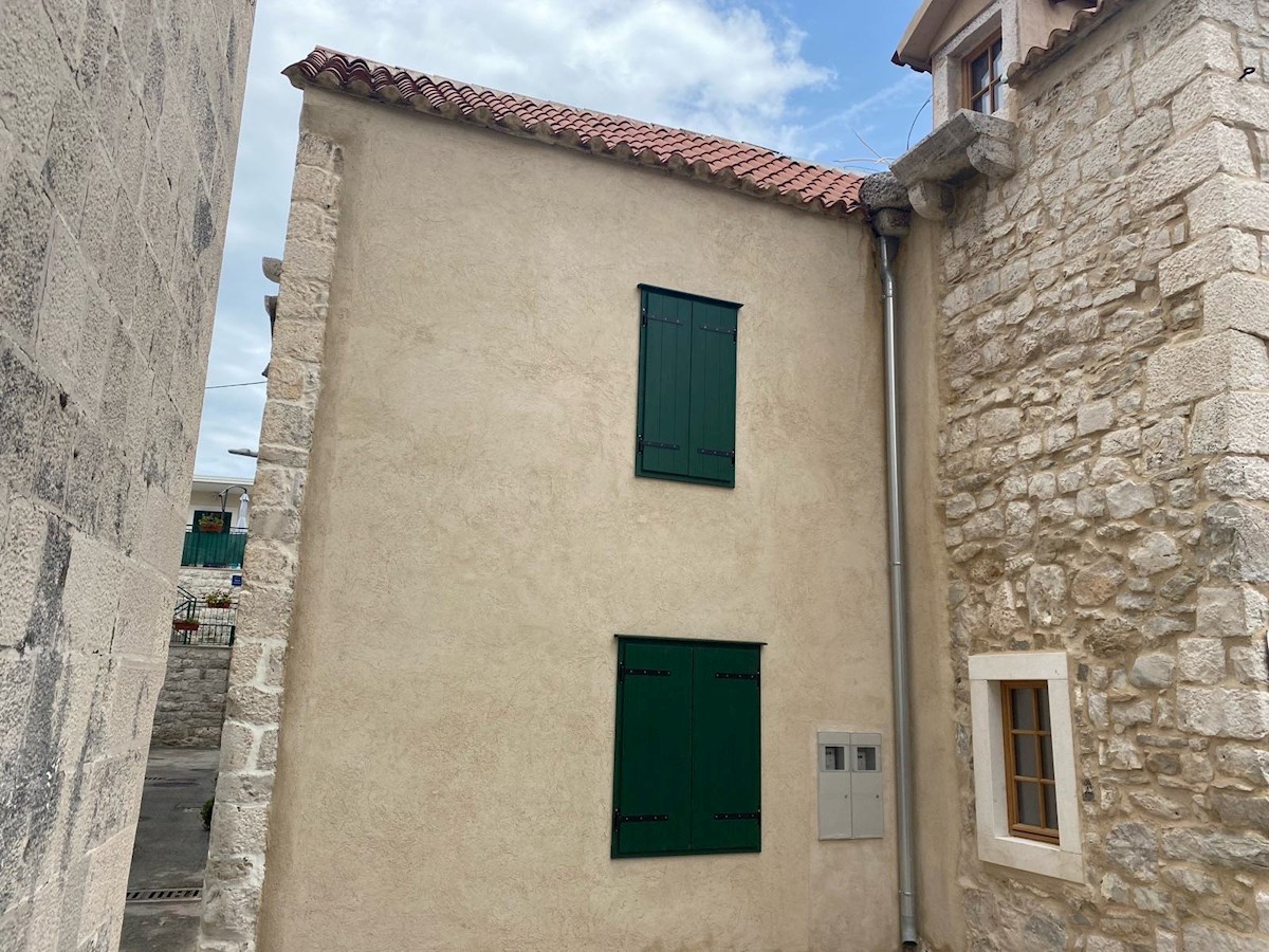 KAŠTEL ŠTAFILIĆ