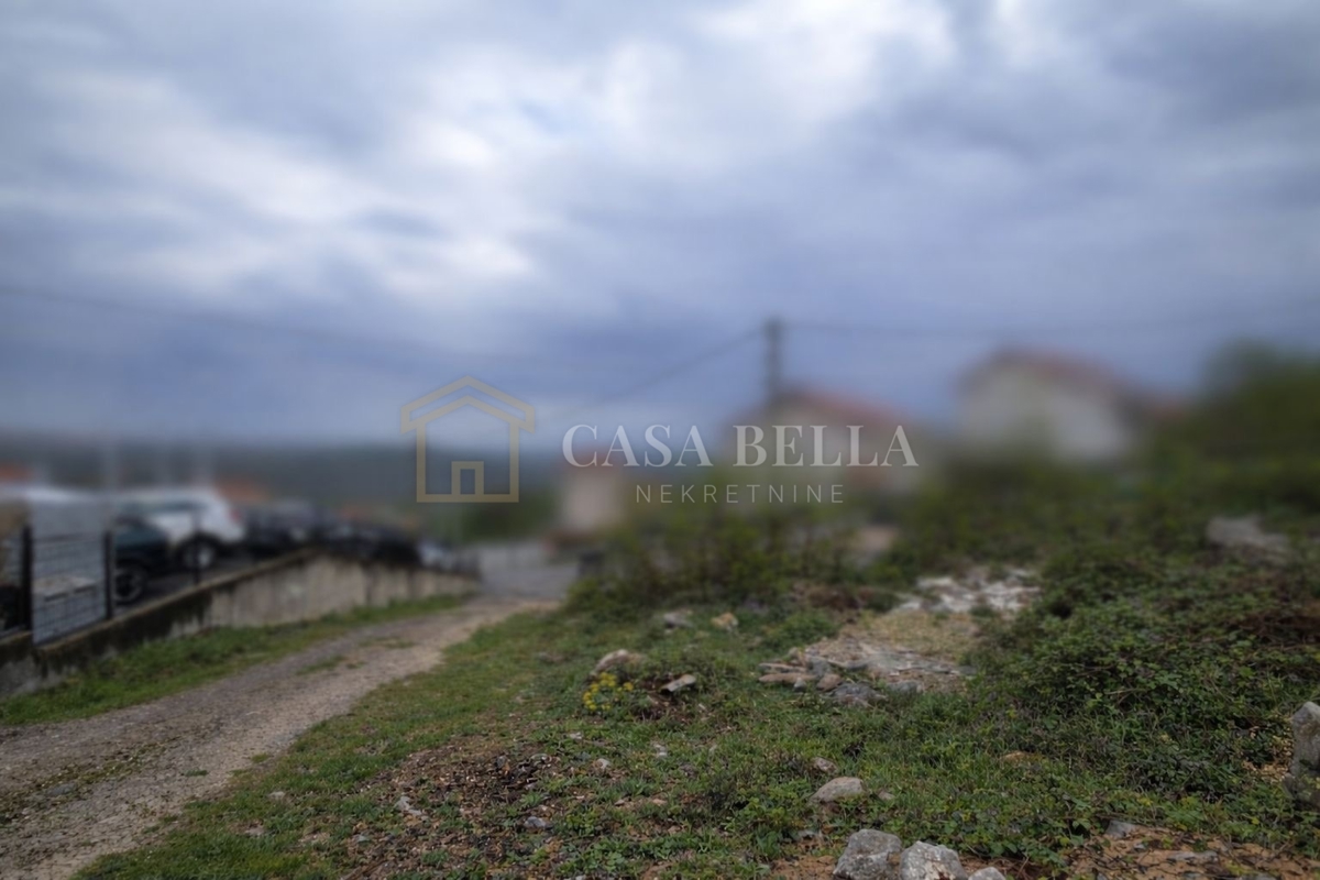 Участок KASTAV, 125.000 €