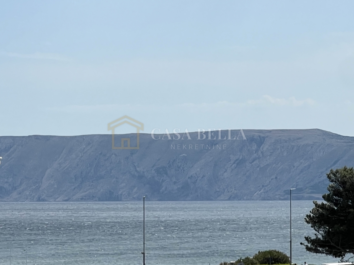 Novi Vinodolski, 1S+DB s lođom i pogledom na more – 3