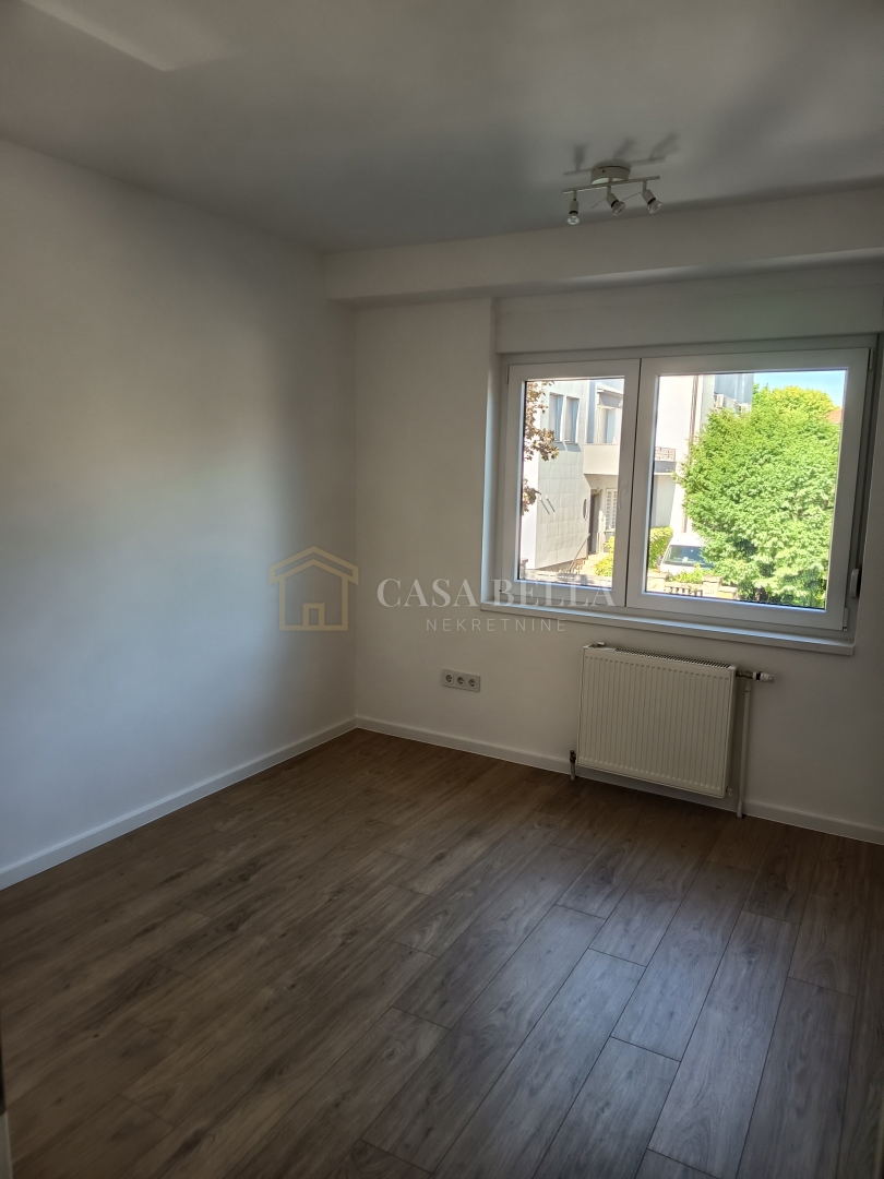 Коммерческая площадь ZAGREB, 5.000 €