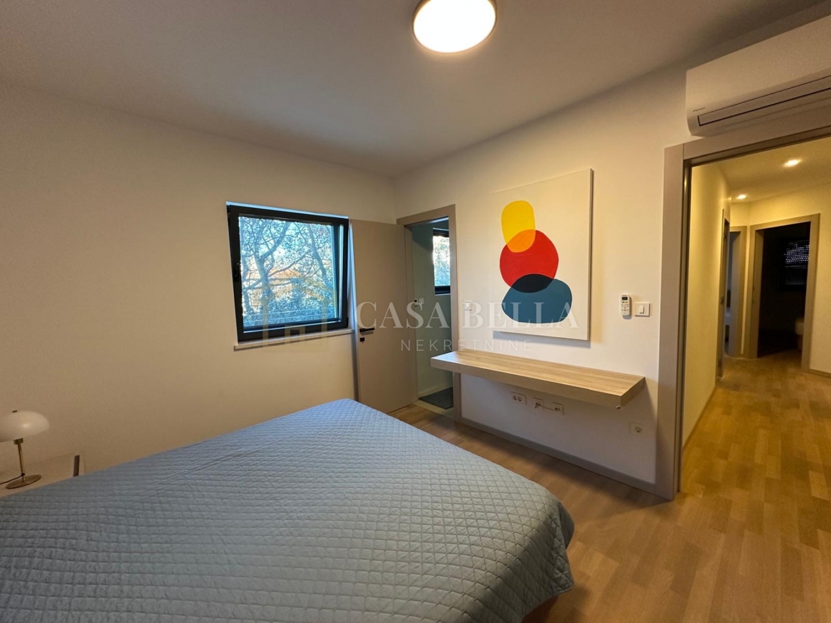 KOSTRENA SVETA LUCIJA