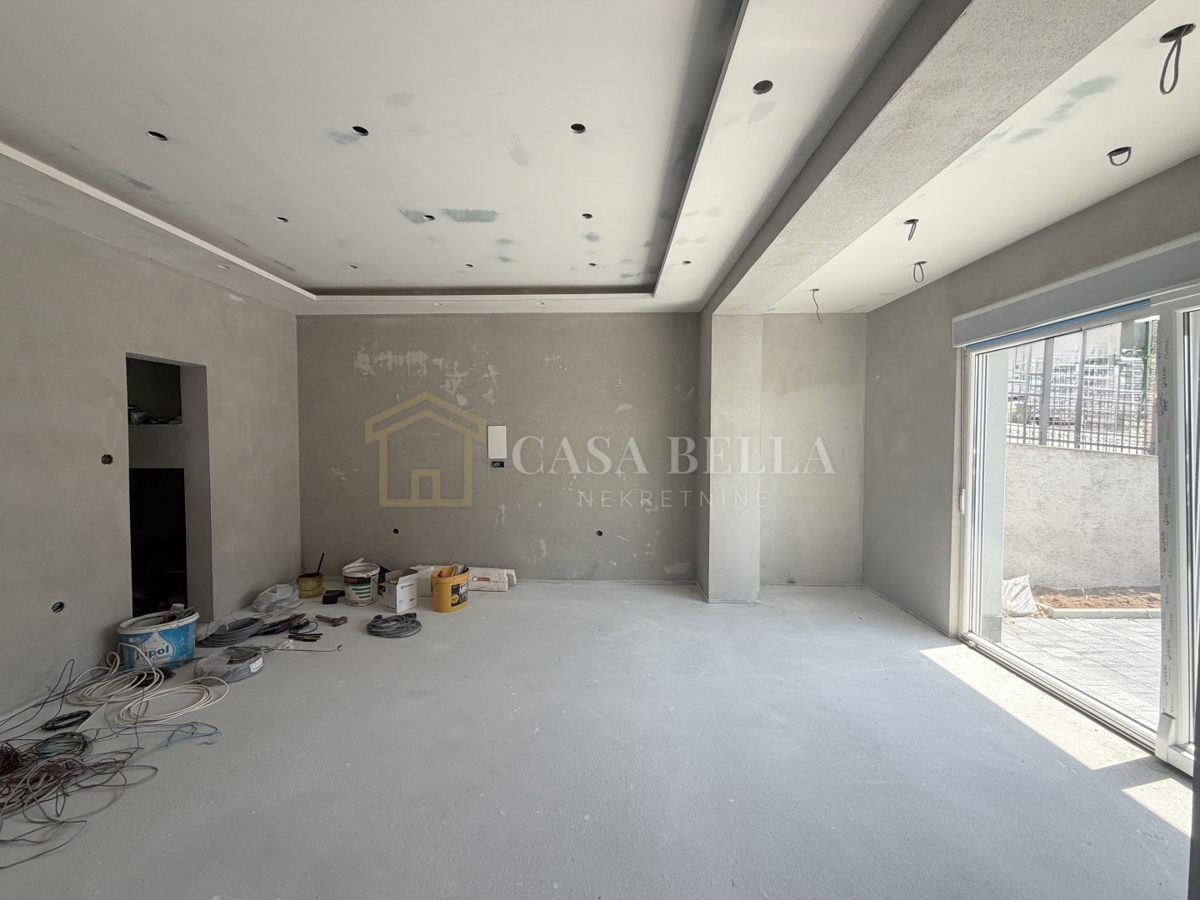CRIKVENICA - kompletno adaptiran stan 100m2 s dvorištem! – 2