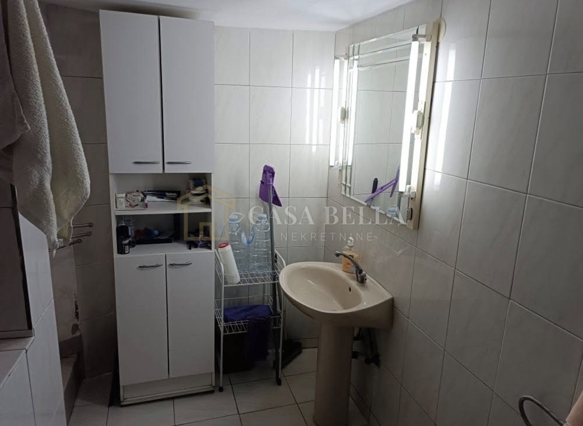 DOBRINJ, 115m2, pogled na more, PRILIKA! – 2