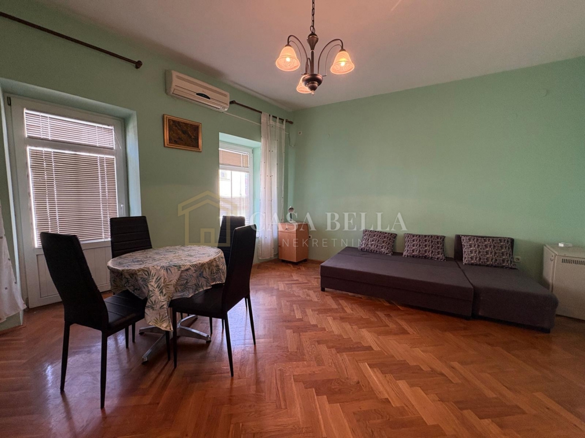 Crikvenica, Centar, 1S+DB, 100m od mora! – 2