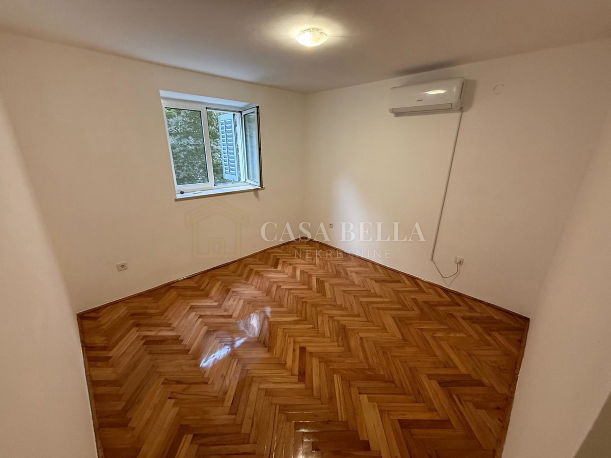 Appartamento BAKAR, 200.000 €