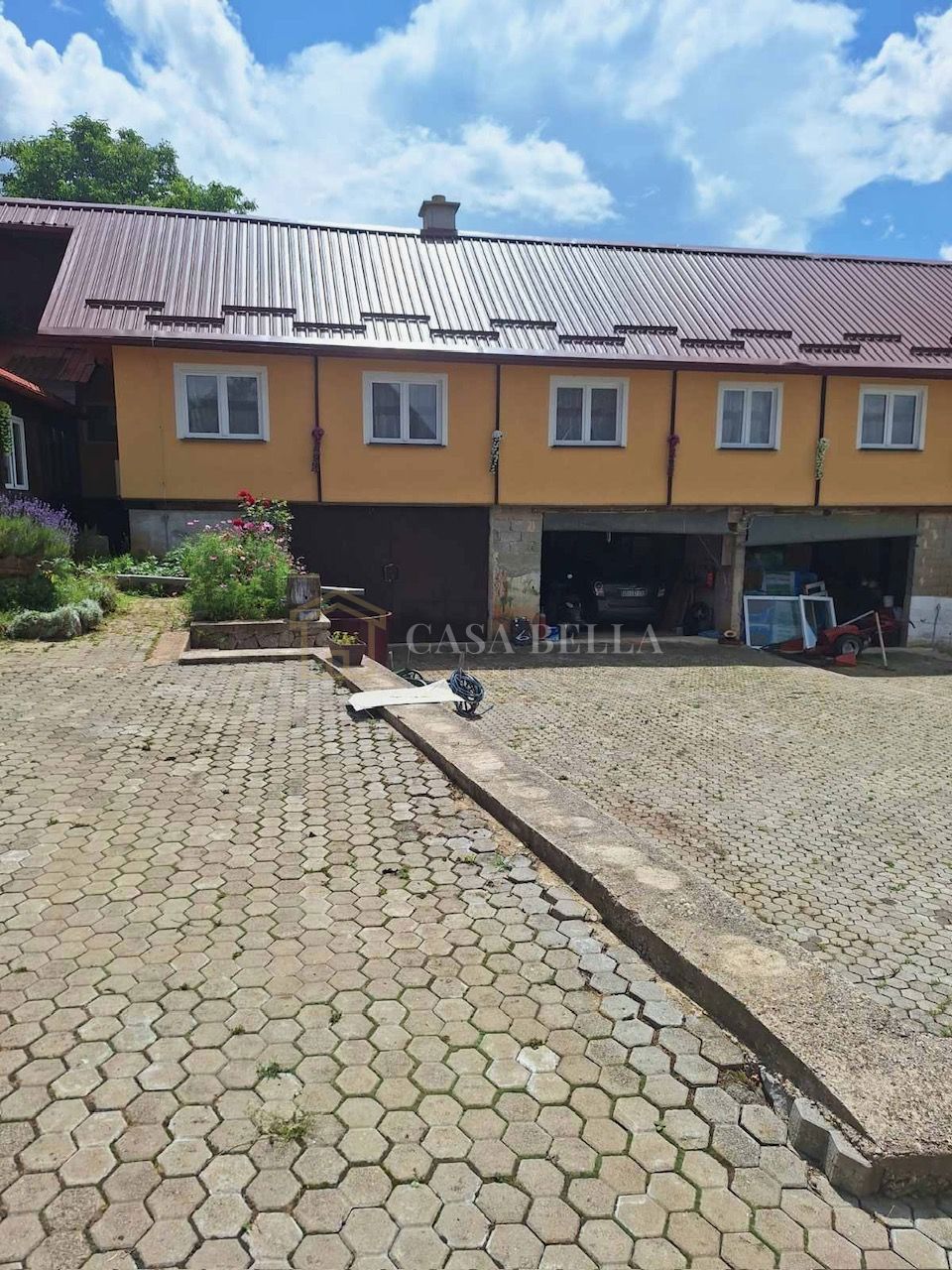 ŠKARE
