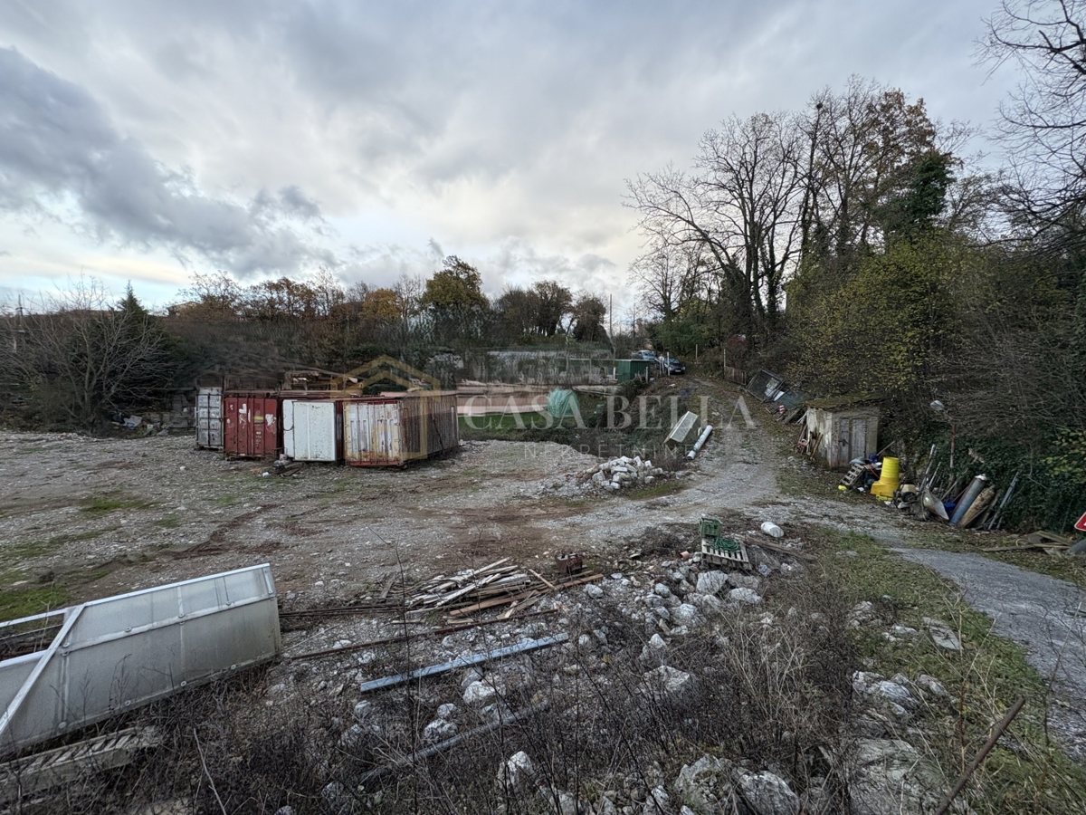 Terreno VIŠKOVO, 200.000 €