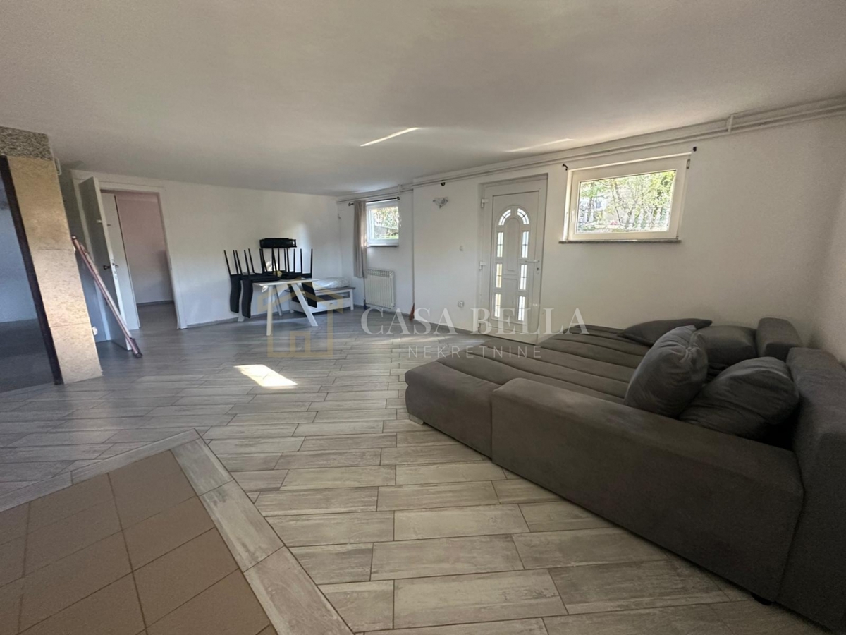 Casa KASTAV, 3.000 €