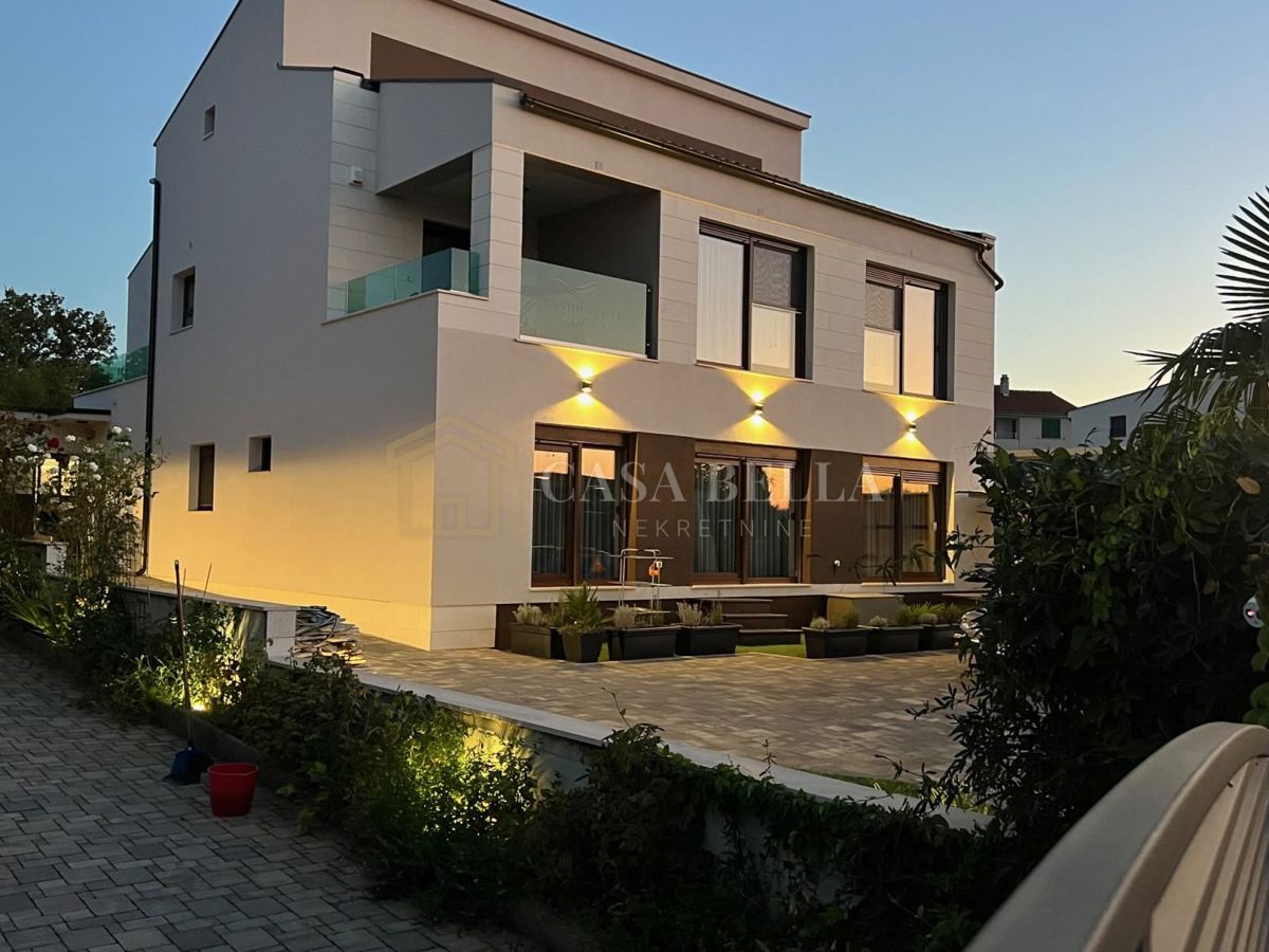 Haus Vantačići, Malinska-Dubašnica, 400m2 – 2