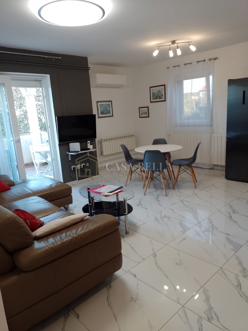 Appartamento KRK, 299.000 €