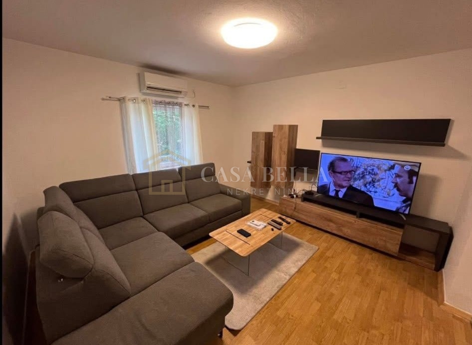 Appartamento RIJEKA, 1.200 €