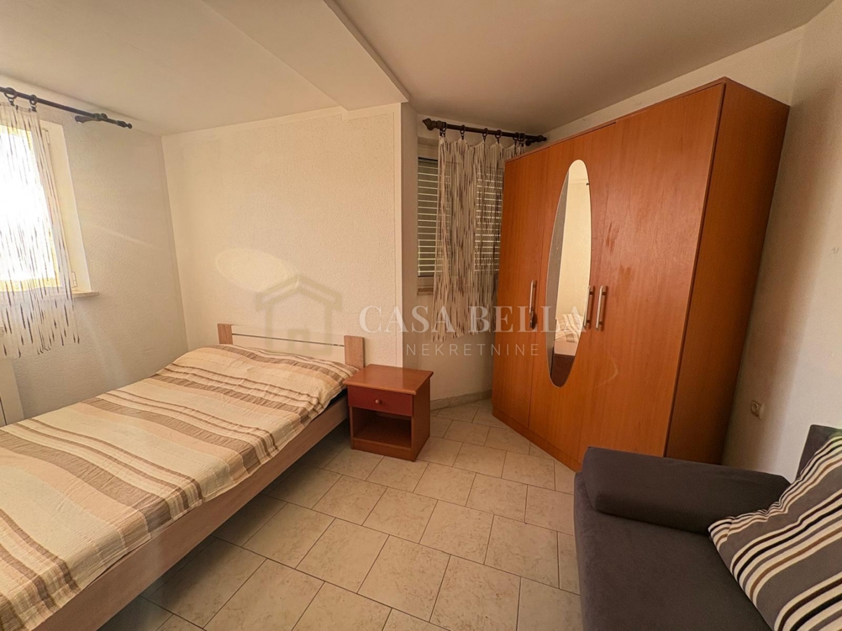 KOSTRENA SVETA LUCIJA