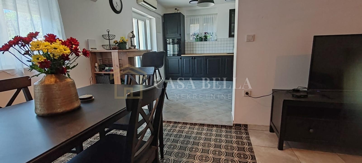 Appartamento RAB, 299.000 €