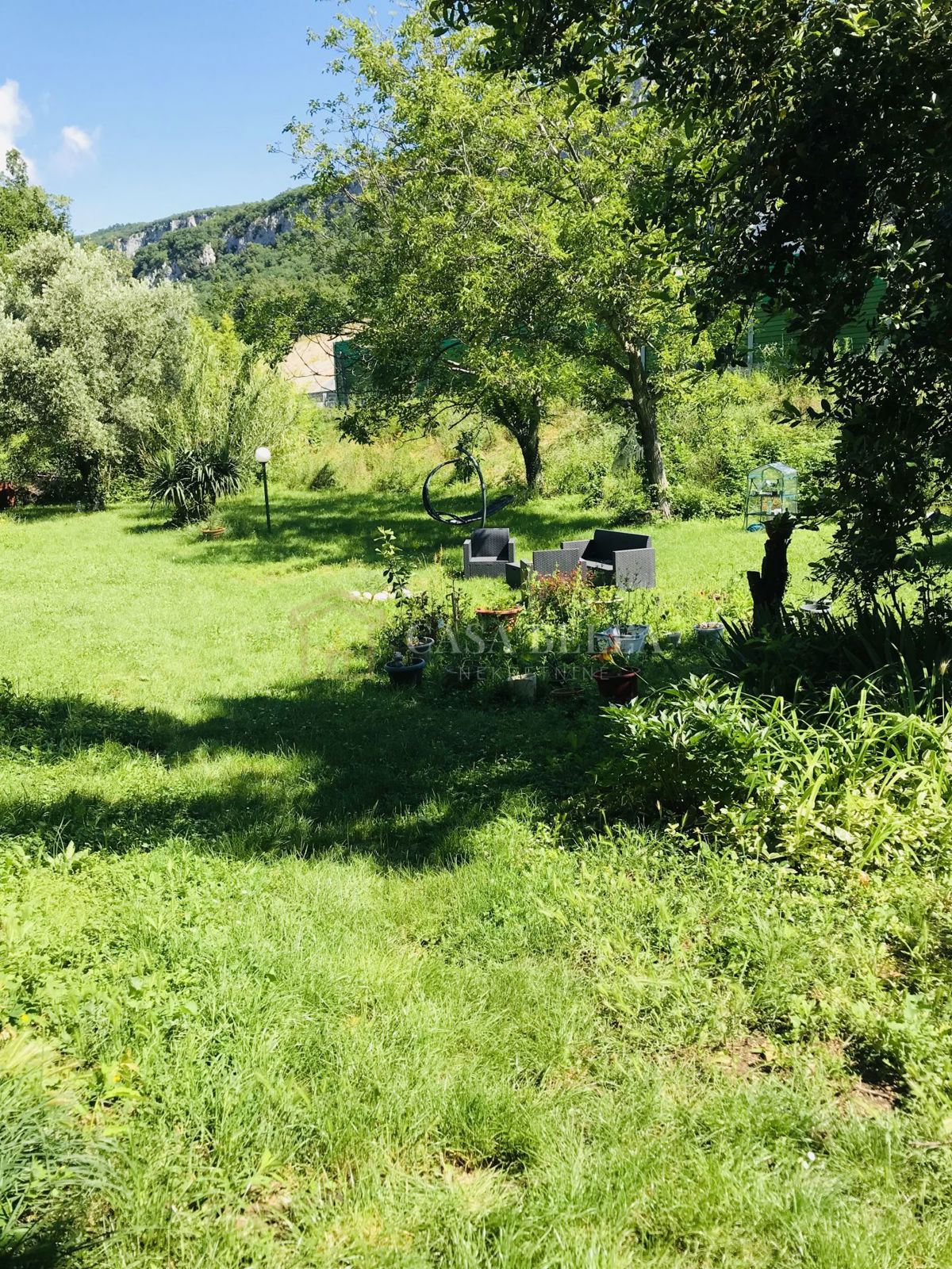 DOLENJA VAS