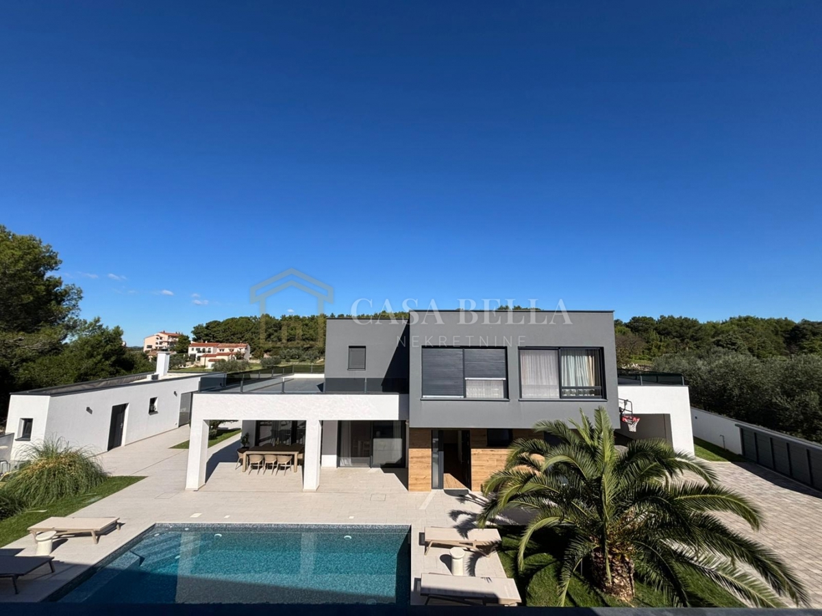 Дом PULA, 1.200.000 €