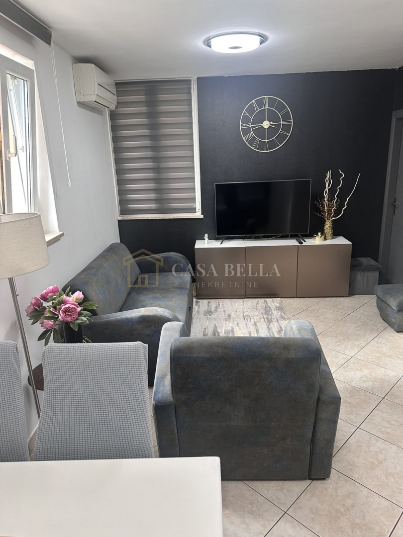 Appartamento RIJEKA, 650 €