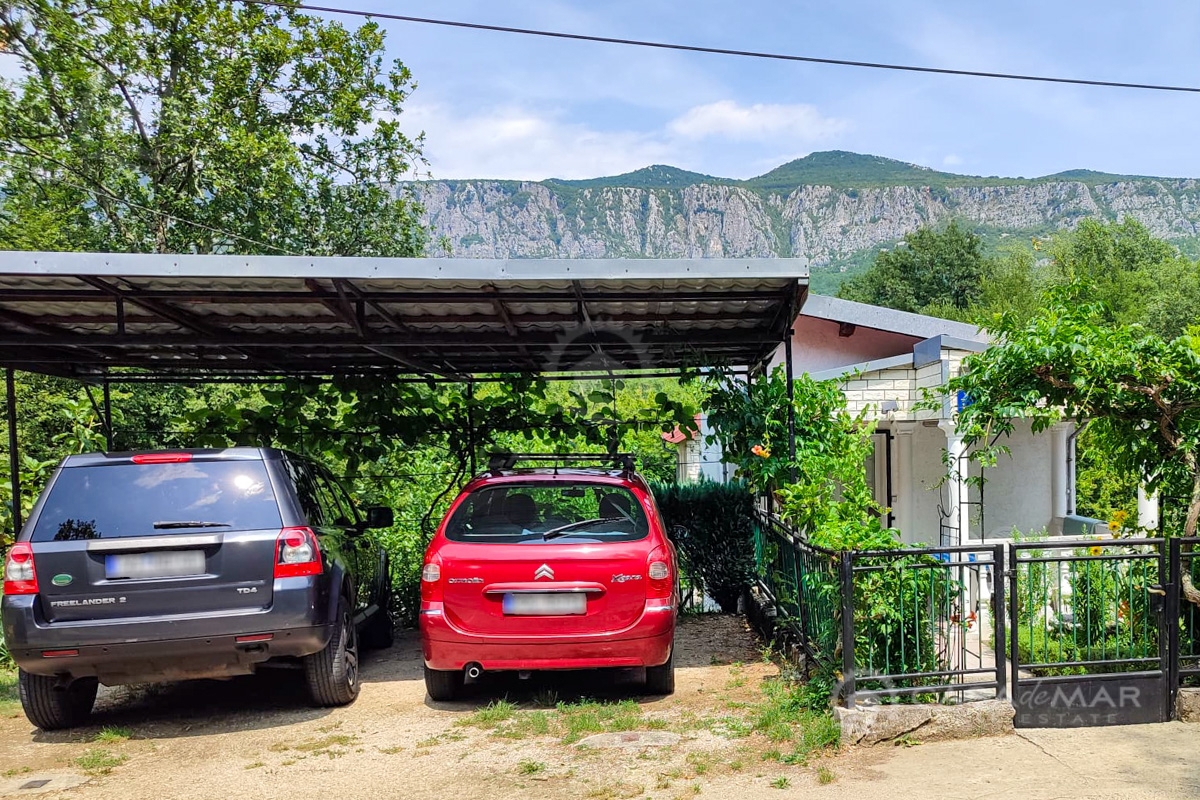 2 kuće sa 4 stana u zaleđu Crikvenice – 3