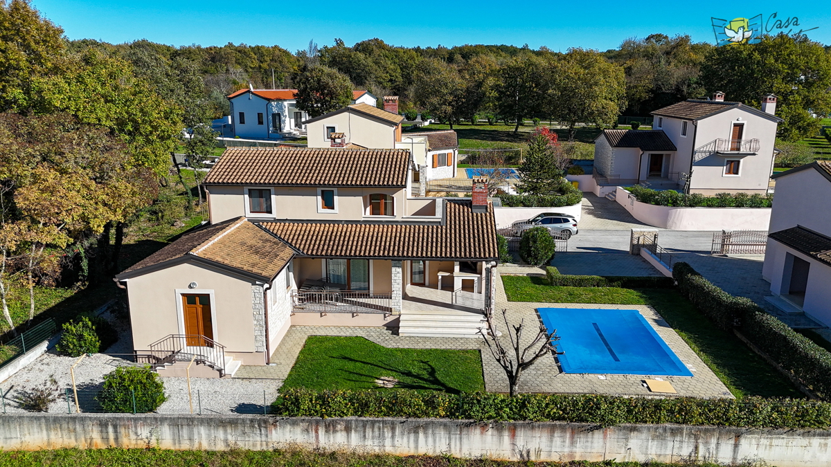 Дом POREČ, 450.000 €
