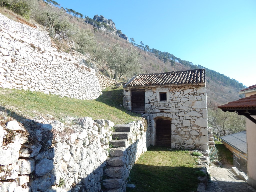 MOŠĆENIČKA DRAGA