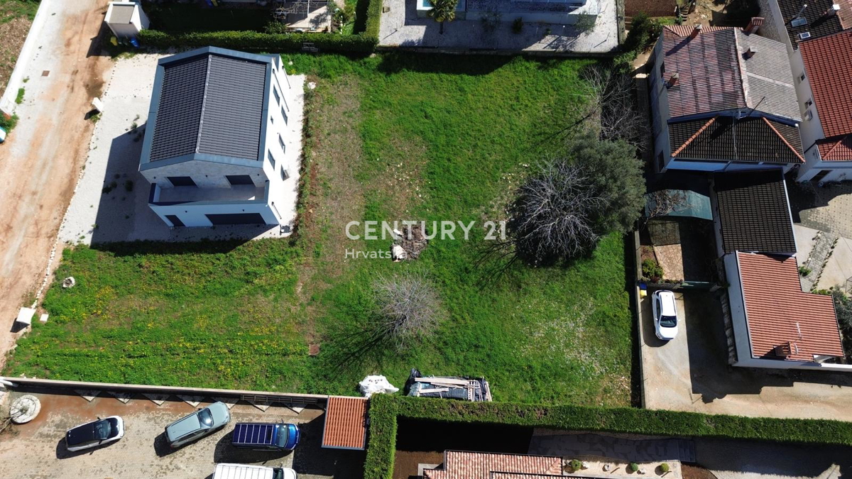 Terreno TAR-VABRIGA, 295.000 €