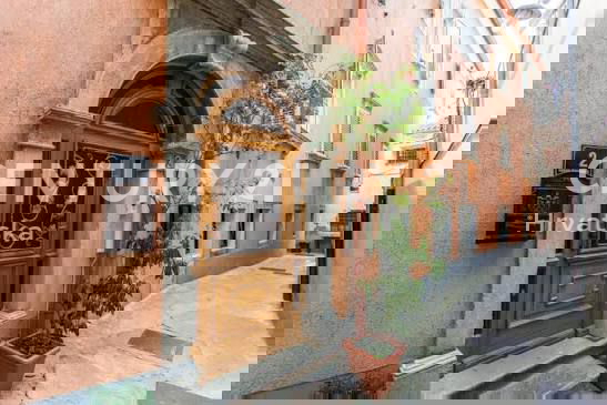 Locale commerciale CRES, 1.450.000 €