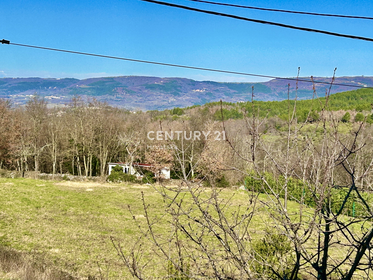 Участок MOTOVUN, 44.000 €