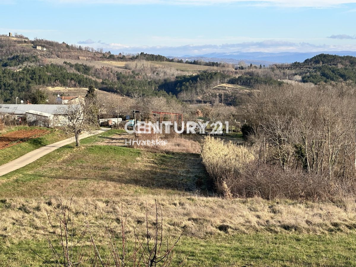 Участок VIŠNJAN, 45.000 €