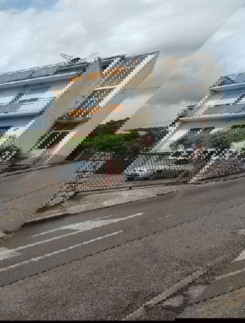 KOSTRENA