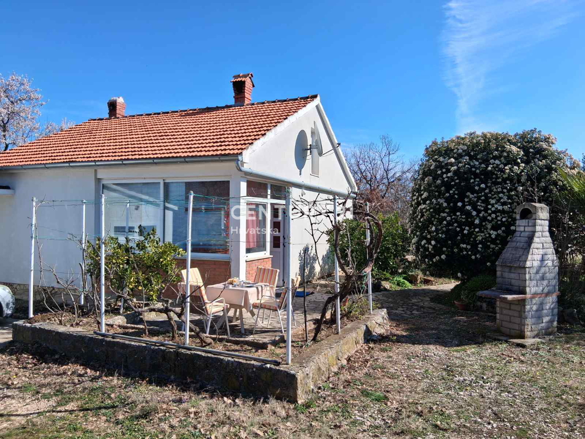 Casa POLIČNIK, 900 €