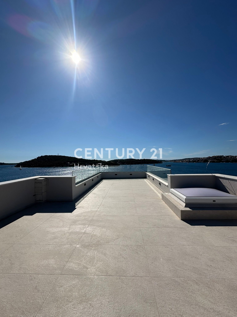 Appartamento ROGOZNICA, 310.000 €