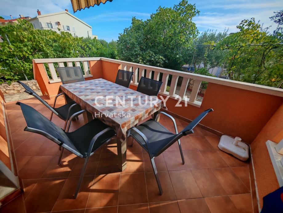 Appartamento NOVALJA, 199.000 €