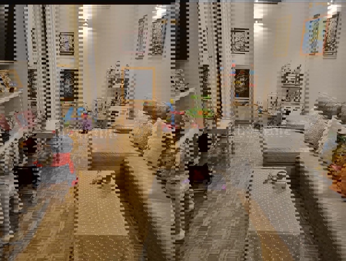 Appartamento SPLIT, 1.700 €