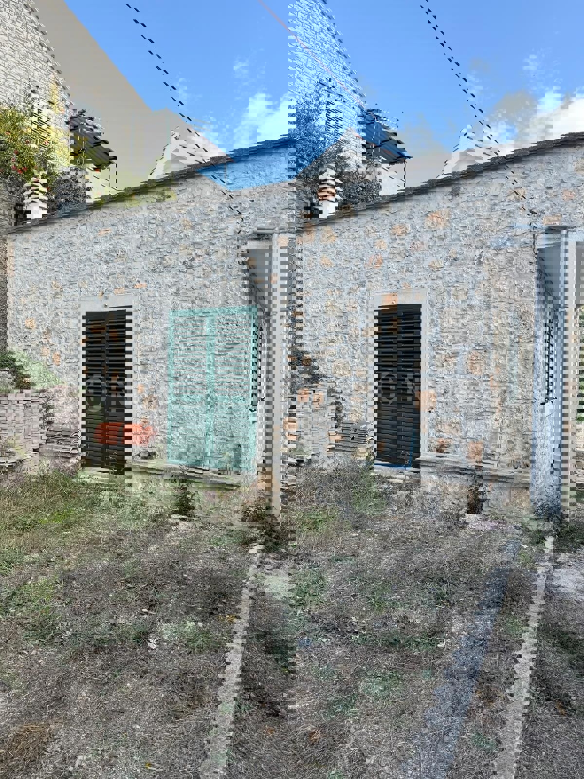 DONJI HUMAC