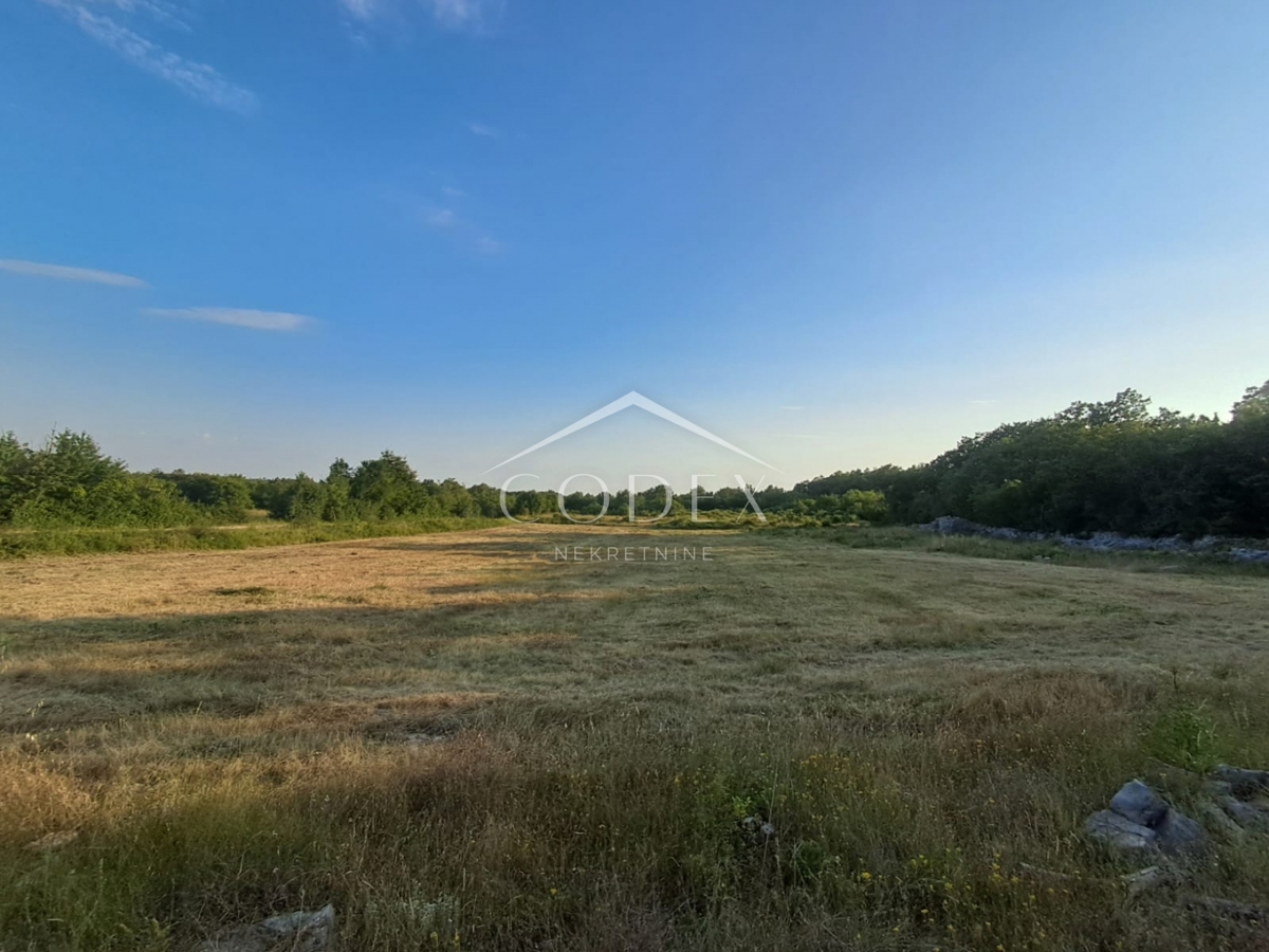 Terreno ROVINJ, 340.000 €