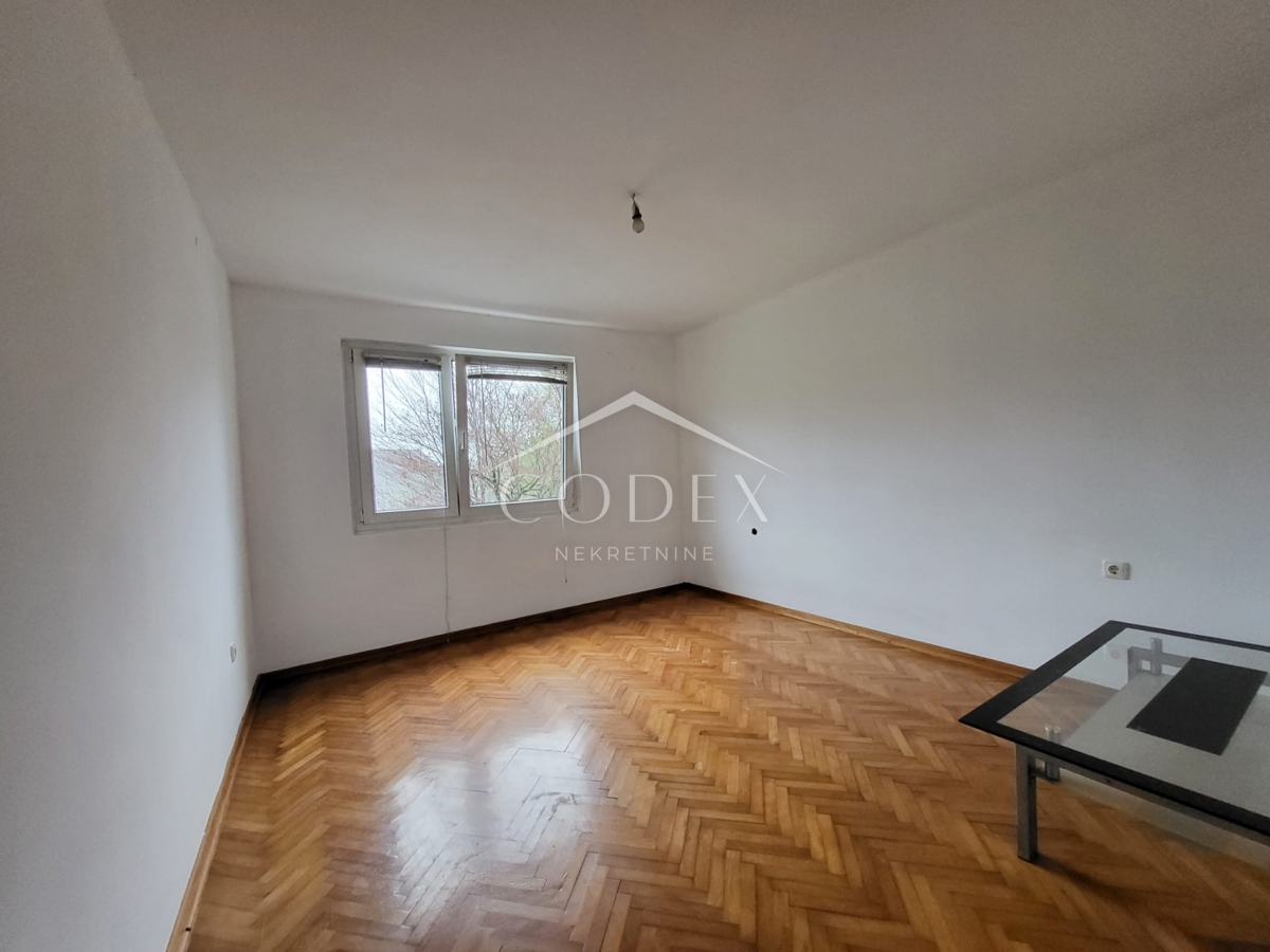 Casa DUGA RESA, 103.000 €