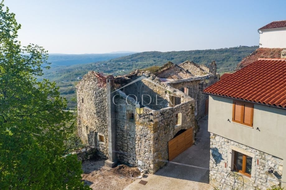 PIĆAN