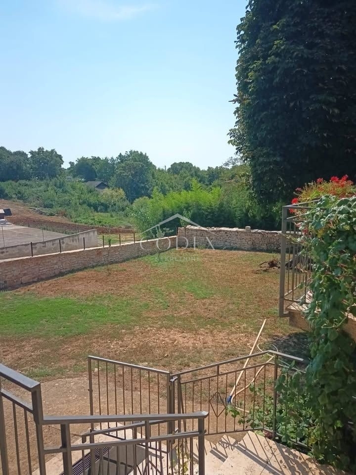 STRANIĆI KOD LOVREČA