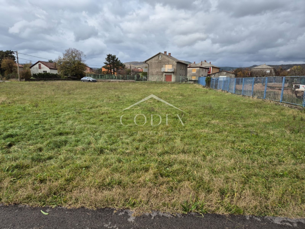 Terreno JELENJE, 110.000 €