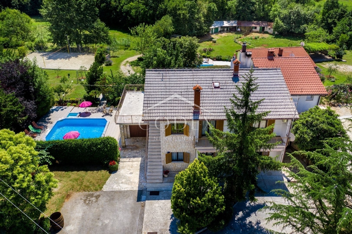 KRIŽANCI