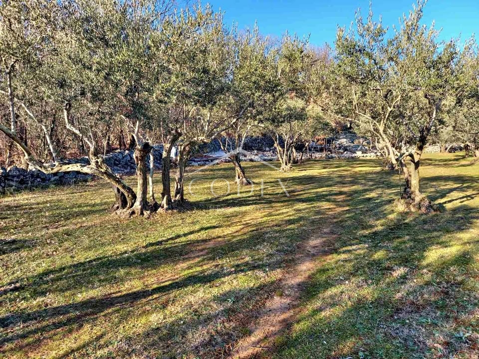 Terreno KRK, 62.000 €