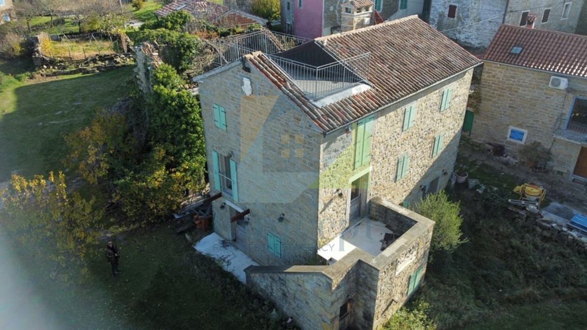 BUJE