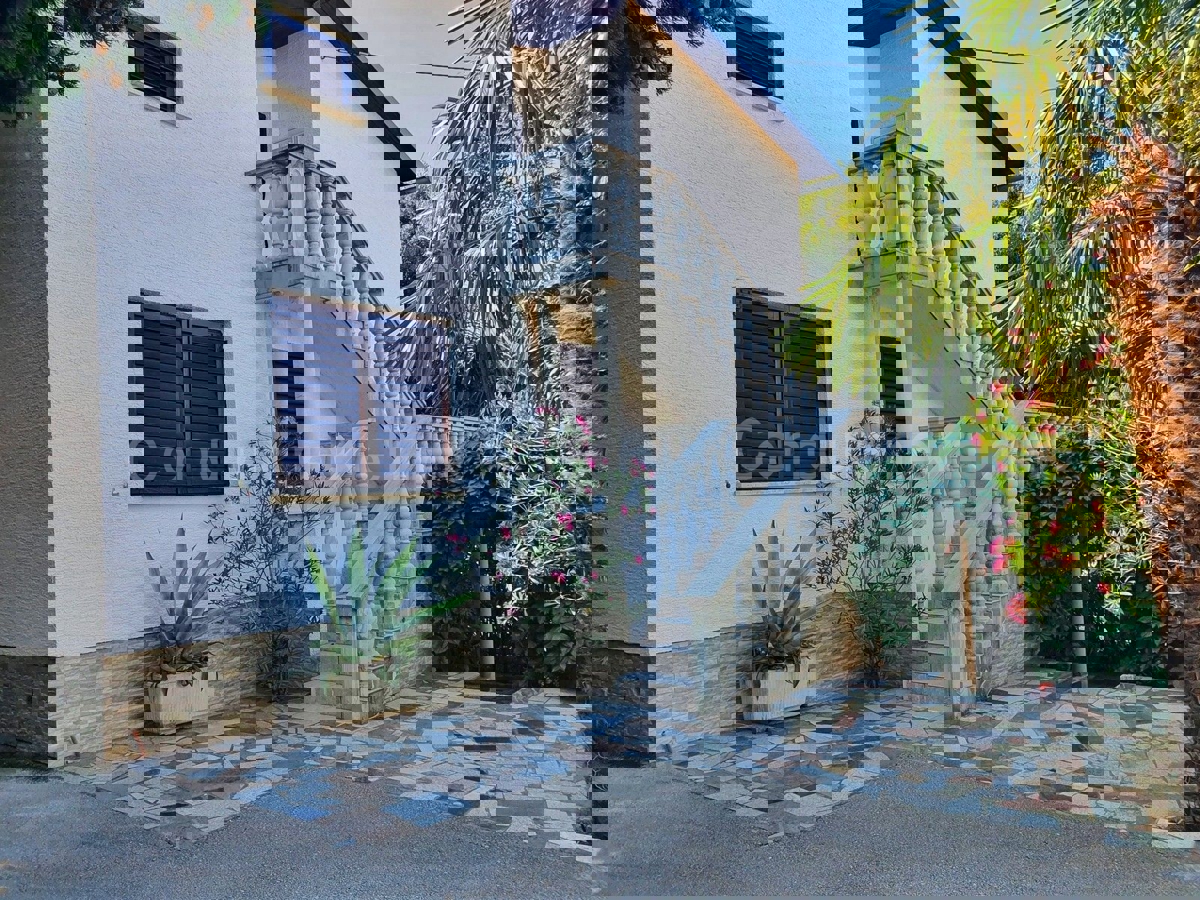 Casa OBROVAC, 389.600 €