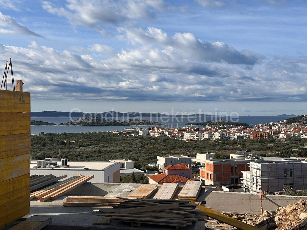 Luxury duplex apartment with panoramic views in Vodice- 204m2