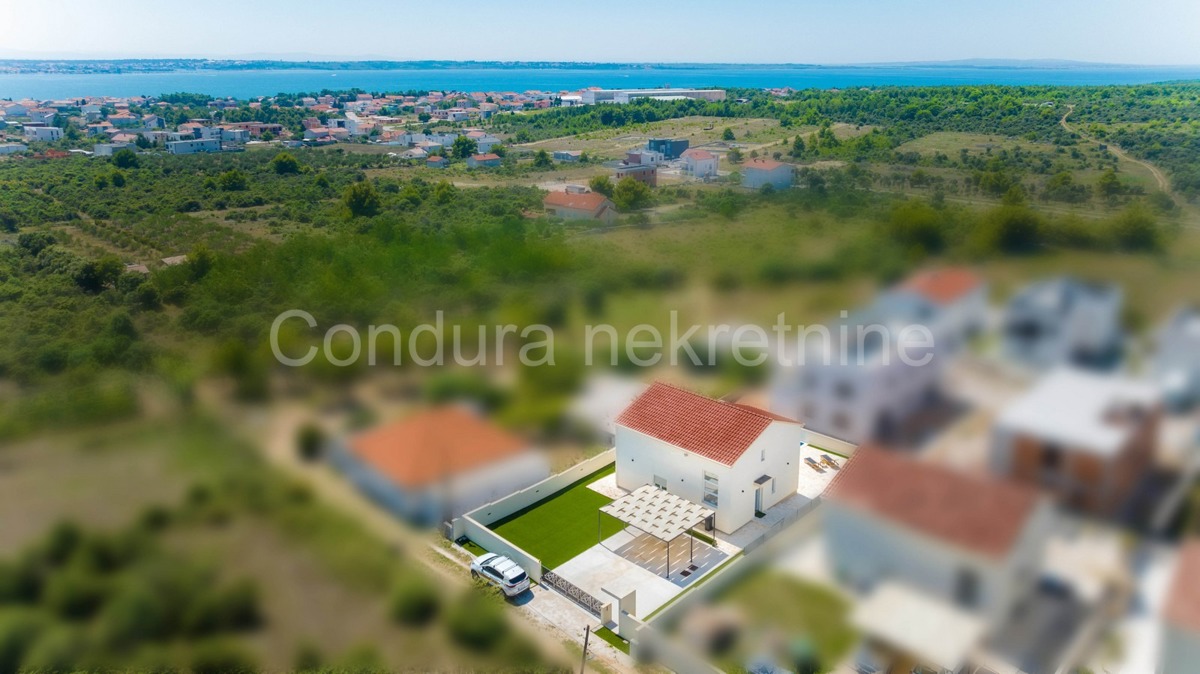 Vrsi – Mediterrane Villa mit Pool und Meerblick – 2
