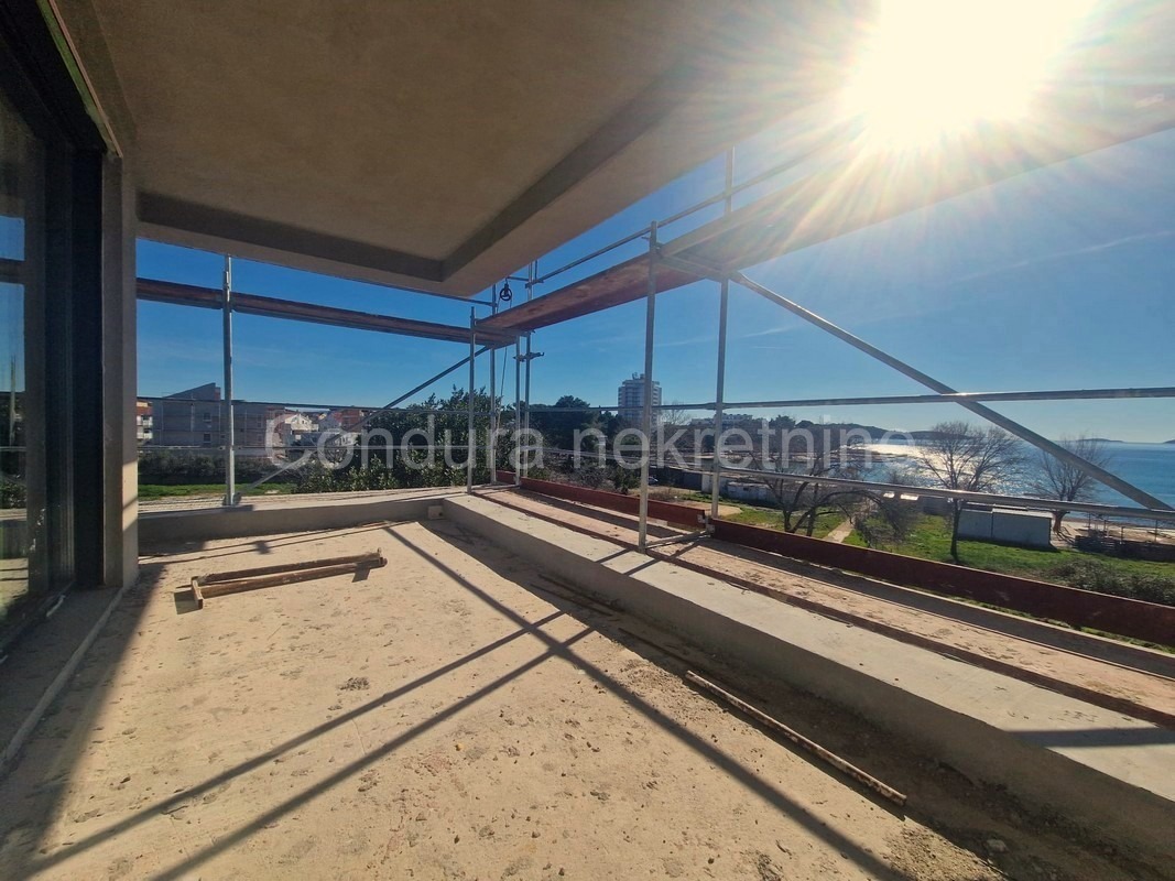 VODICE- Luxurious Seaside Property in the First Row to the Beach with Terrace and Sea Views