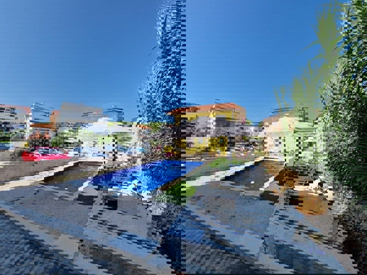 VIR