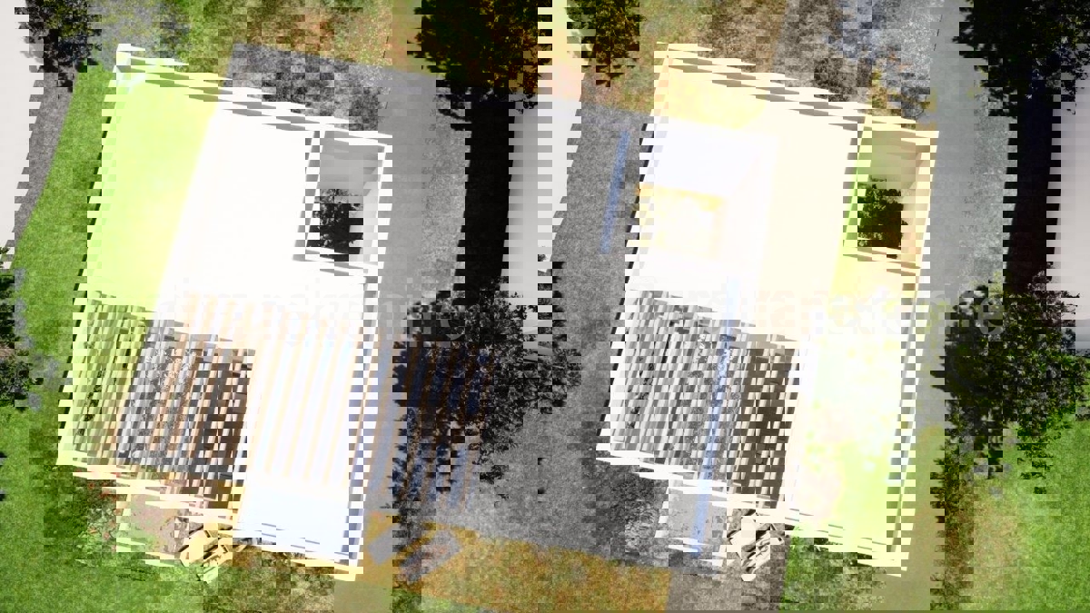 NIN